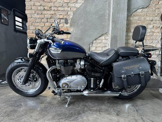 TRIUMPH BONNEVILLE SPEEDMASTER 